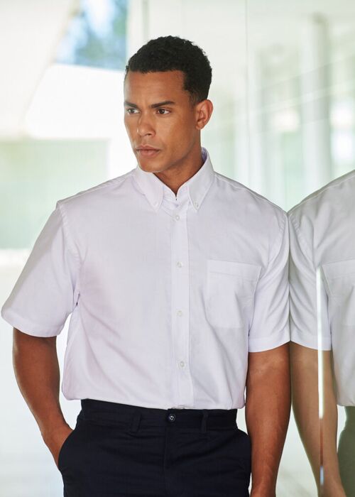 Short sleeve classic Oxford shirt Thumbnail