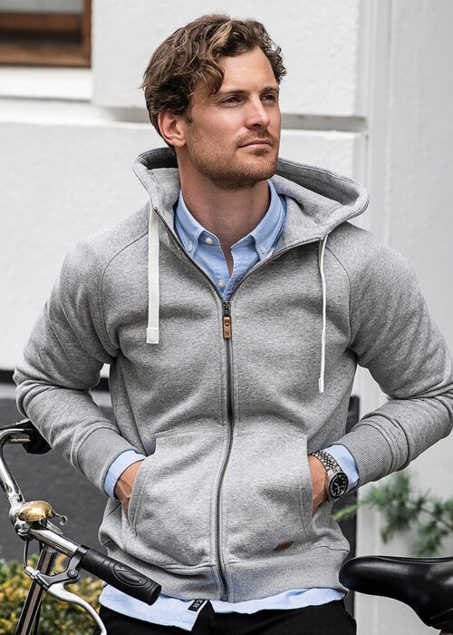 Williamsburg – fashionable hooded sweatshirt Thumbnail