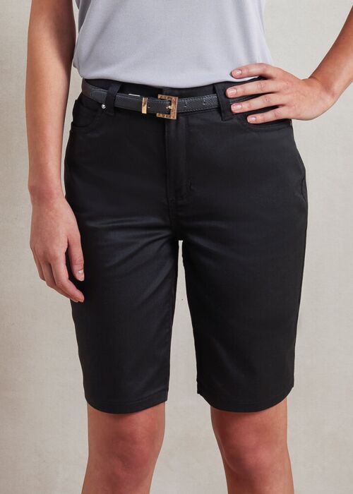 Women’s performance chino shorts Thumbnail