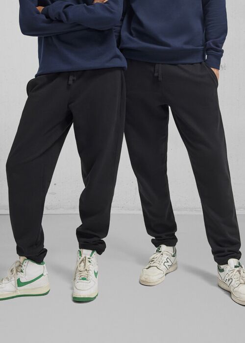 B&C ID.000 sweatpants Thumbnail