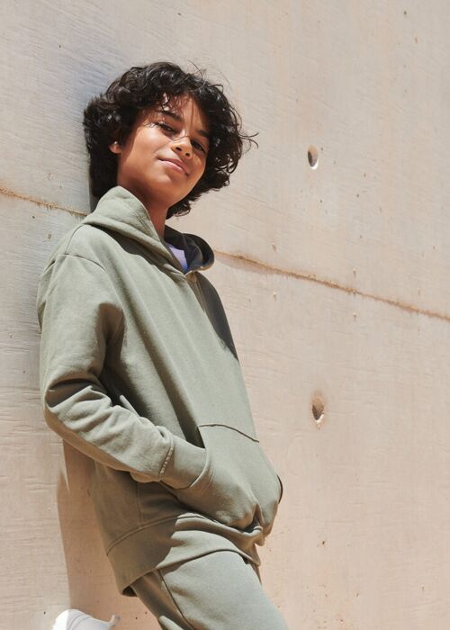 Kids sustainable fashion hoodie Thumbnail